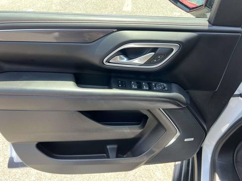 Used 2023 Chevrolet Tahoe RST w/ Luxury Package AWD/4WD image 17