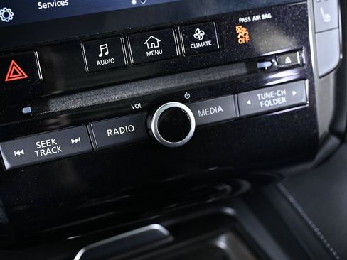 Used 2022 INFINITI QX50 Luxe AWD/4WD image 16
