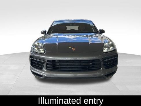 Used 2022 Porsche Cayenne w/ Premium Package Plus image 13