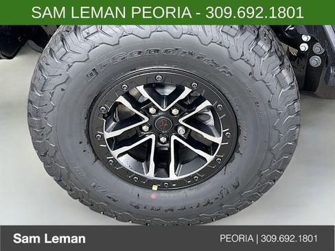 New 2026 Jeep Wrangler Unlimited Rubicon AWD/4WD image 30