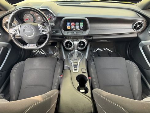 Used 2018 Chevrolet Camaro SS image 16