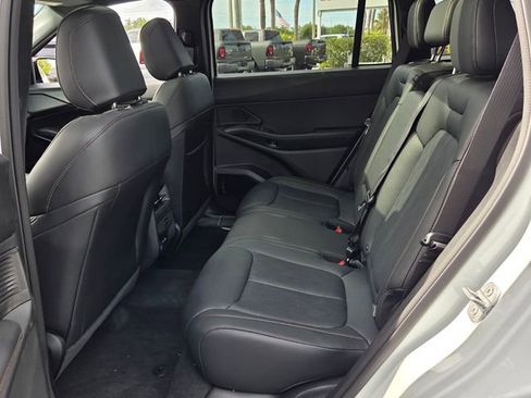 New 2026 Jeep Cherokee Overland w/ Advanced Pro Tech Group AWD/4WD image 11
