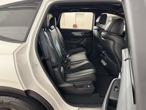 Used 2023 Acura MDX A-Spec image 40