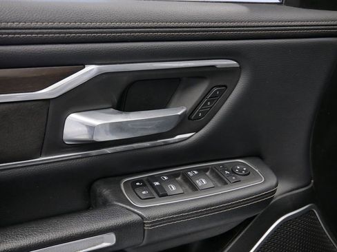 Used 2022 RAM 1500 Laramie image 8