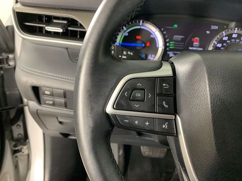 Used 2022 Toyota Highlander XLE image 20