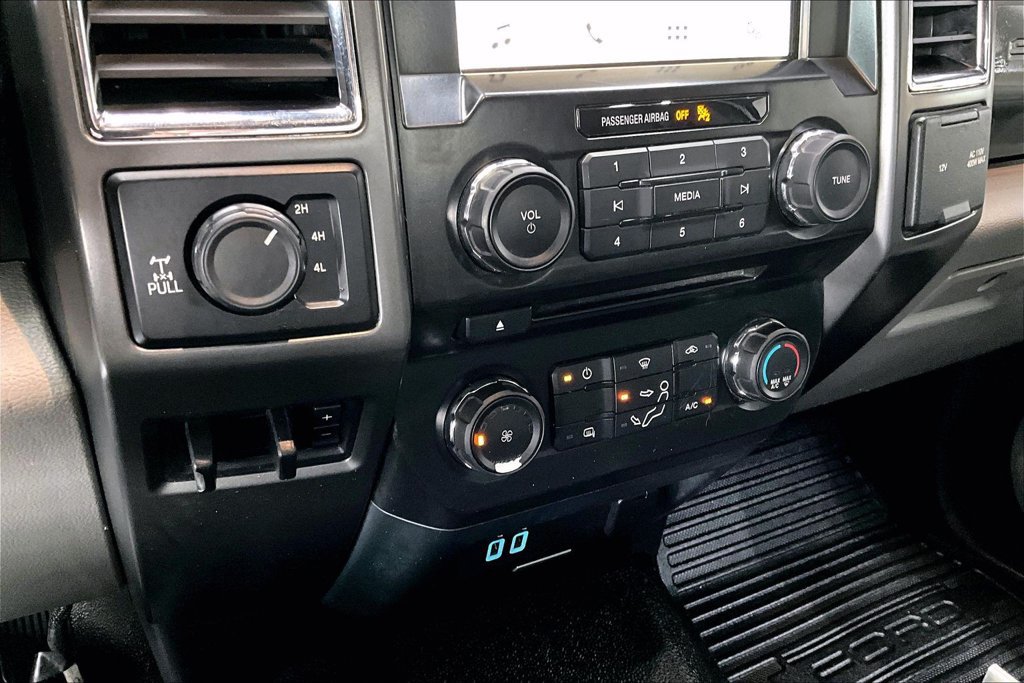 Used 2017 Ford F350 XLT w/ XLT Value Package AWD/4WD image 14