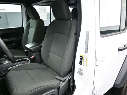 Used 2023 Jeep Wrangler Sport image 12