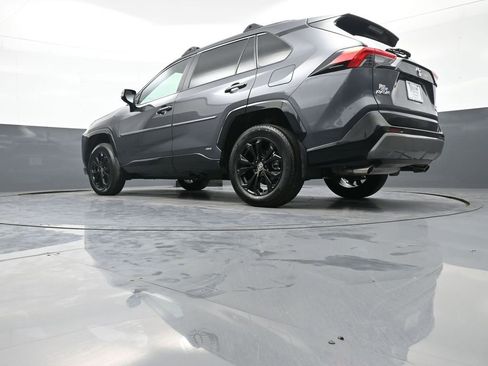 Certified 2024 Toyota RAV4 SE image 33