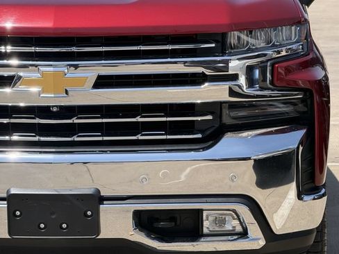 Used 2019 Chevrolet Silverado 1500 LTZ w/ LTZ Texas Edition AWD/4WD image 9