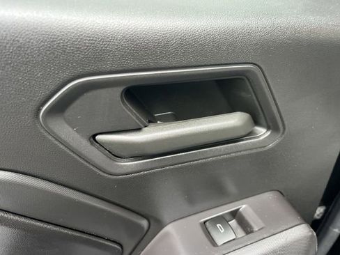 Used 2023 Chevrolet Colorado W/T image 32