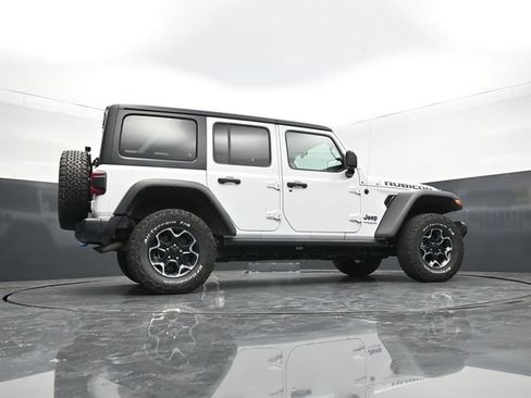Used 2022 Jeep Wrangler Unlimited Rubicon 4xe w/ Cold Weather Group AWD/4WD image 62