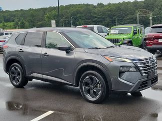 Used 2024 Nissan Rogue SV FWD video 1
