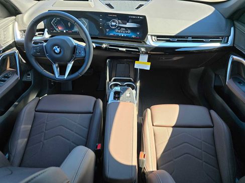 Used 2025 BMW X1 xDrive28i w/ Technology Package AWD/4WD image 18