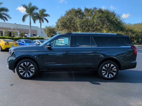 New 2025 Ford Expedition Max Platinum w/ Driver's Package image 7