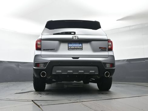 Certified 2024 Honda Passport TrailSport image 34