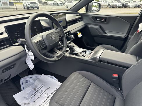 New 2026 Toyota RAV4 SE AWD/4WD image 15