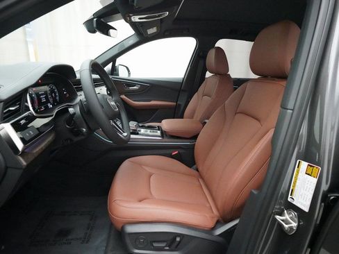 Used 2025 Audi Q7 2.0T Premium Plus w/ Premium Plus Package image 18