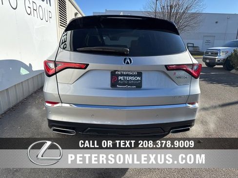 Used 2022 Acura MDX SH-AWD w/ Technology Package image 4