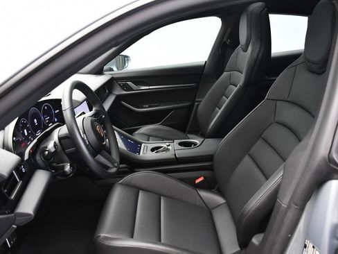Certified 2025 Porsche Taycan AWD/4WD image 37
