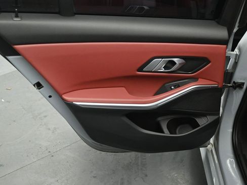 Used 2023 BMW 330i xDrive Sedan w/ M Sport Package image 23