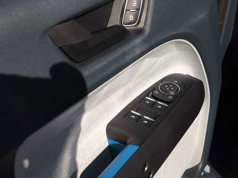 New 2025 Ford Maverick XLT w/ XLT Luxury Package image 18