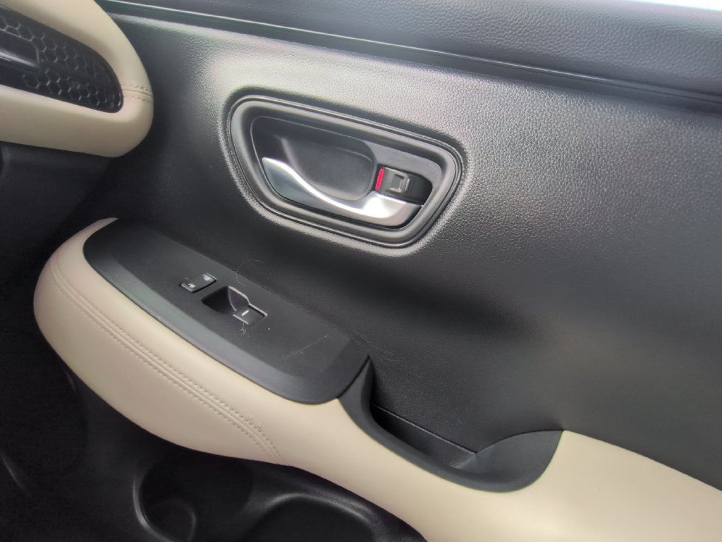 Used 2024 Honda HR-V LX image 24