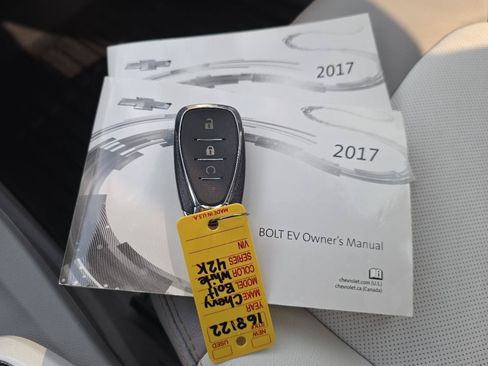 Used 2017 Chevrolet Bolt Premier w/ Driver Confidence II Package FWD image 40