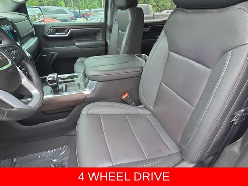 Used 2023 GMC Sierra 1500 SLT w/ SLT Premium Plus Package AWD/4WD image 15
