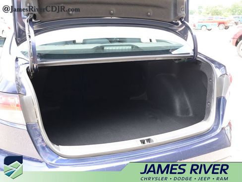 Used 2025 Toyota Corolla LE FWD image 15