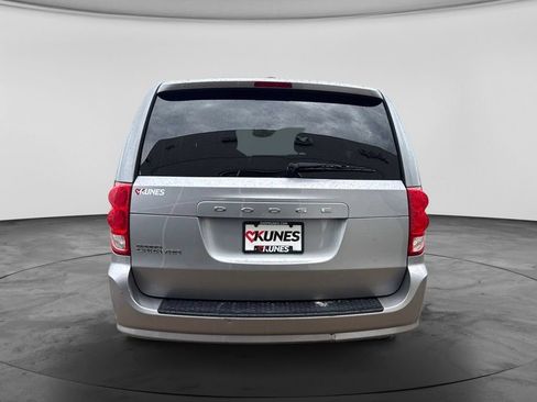 Used 2015 Dodge Grand Caravan SE w/ Quick Order Package 29E SE FWD image 8