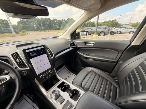 Used 2024 Ford Edge SEL AWD/4WD image 23