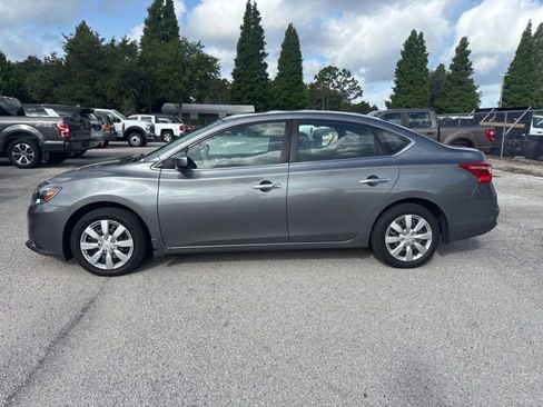Used 2017 Nissan Sentra SV FWD image 8