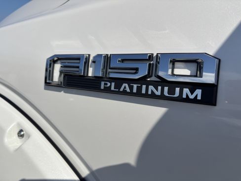 Used 2017 Ford F150 Platinum w/ FX4 Off-Road Package AWD/4WD image 12