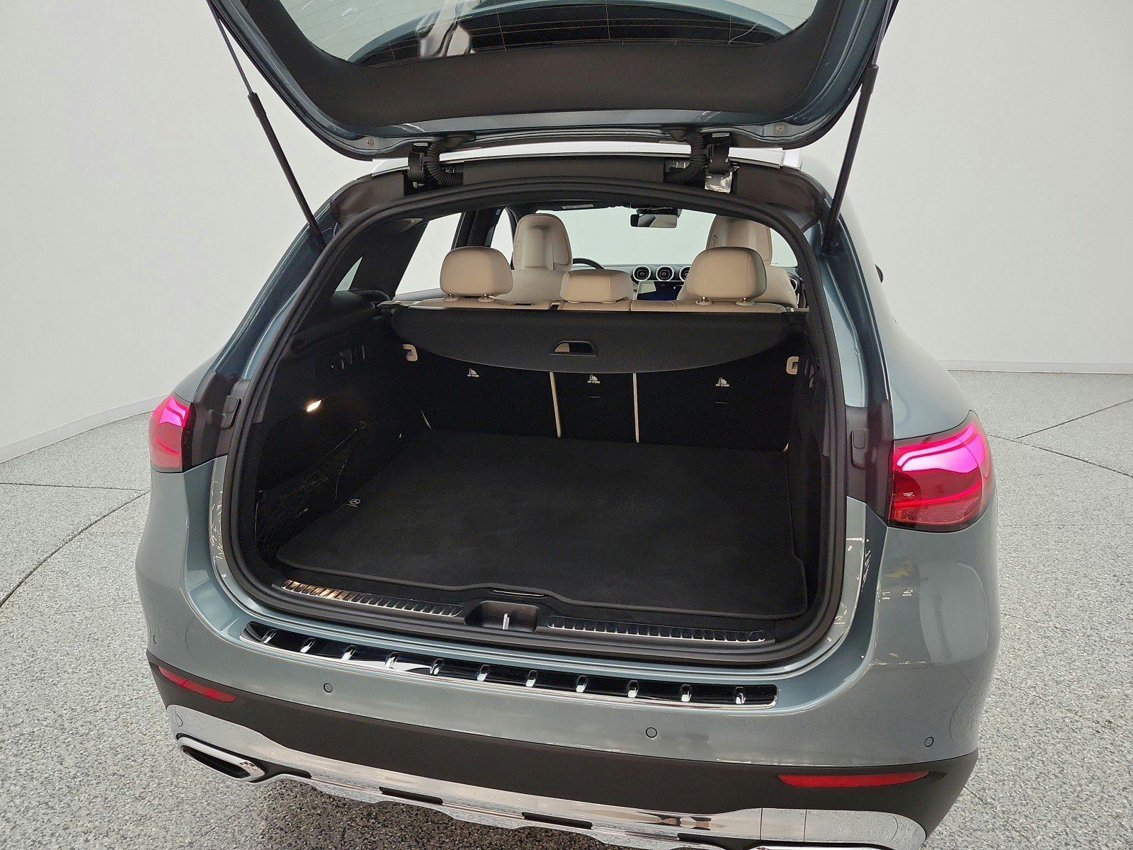Used 2026 Mercedes-Benz GLC 300 image 20