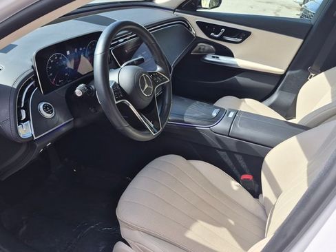 Used 2024 Mercedes-Benz E 350 4MATIC Sedan image 13