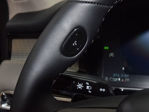 New 2026 Lincoln Corsair Premiere image 23