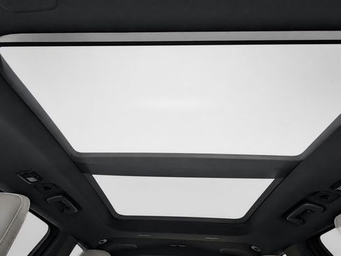 Certified 2026 Volvo XC90 B6 Plus AWD/4WD image 19