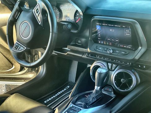 Used 2022 Chevrolet Camaro SS image 31