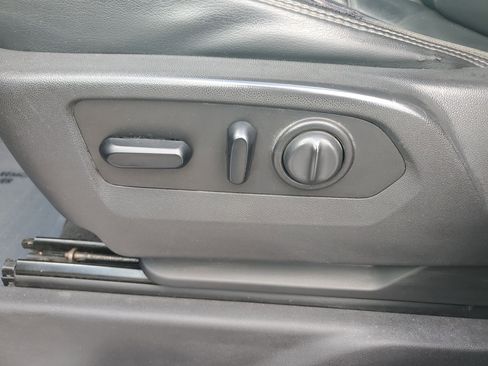 Used 2020 Chevrolet Silverado 2500 High Country w/ Z71 Off-Road Package image 14