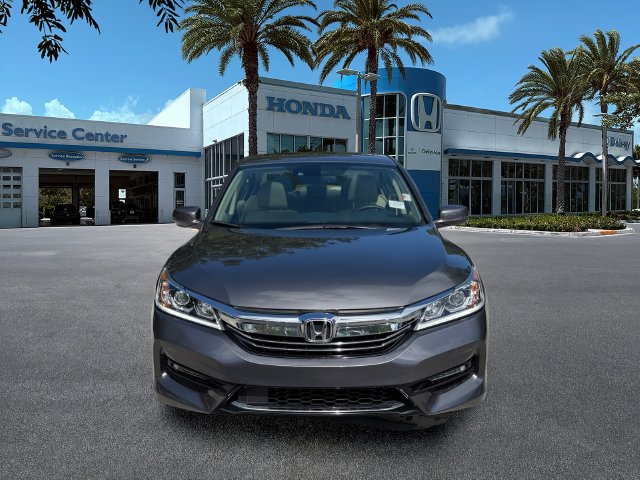 Used 2017 Honda Accord EX-L image 3