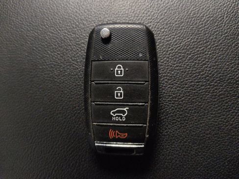 Used 2020 Kia Sportage S FWD image 32
