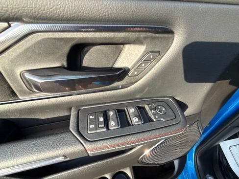 New 2026 RAM 1500 Laramie AWD/4WD image 27