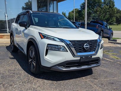 Used 2023 Nissan Rogue SL