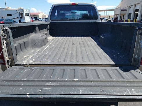 Used 2004 Ford F350 XL image 12