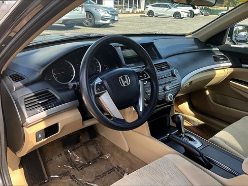 Used 2011 Honda Accord LX-P image 13