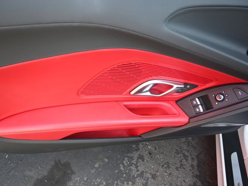 Used 2018 Audi R8 V10 w/ Premium Package RWD image 49