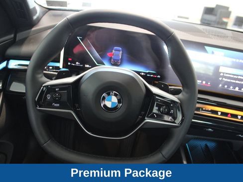 Used 2026 BMW 540i xDrive AWD/4WD image 23