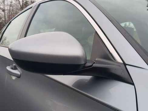 Used 2019 Honda Accord LX image 11