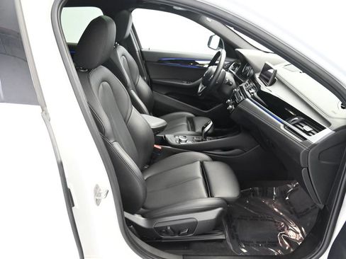 Used 2022 BMW X2 xDrive28i w/ Convenience Package AWD/4WD image 13