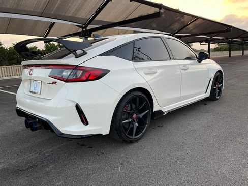 Used 2025 Honda Civic Type R image 4